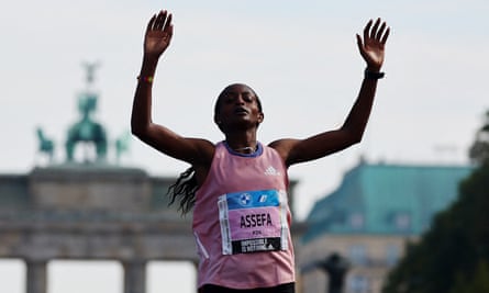 Ethiopia’s Tigist Assefa crosses the line first in Berlin.