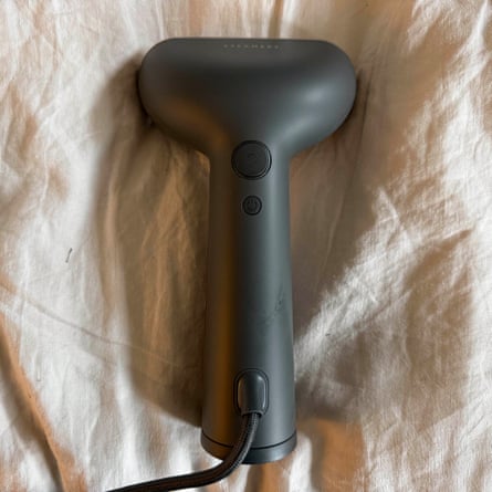 Steamery Cirrus clothes steamer