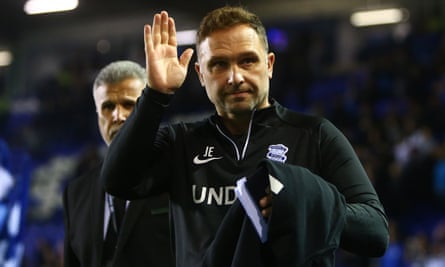 Wayne Rooney could prove to be an unwanted VIP guest at Birmingham City 3 John Eustace waves to the crowd