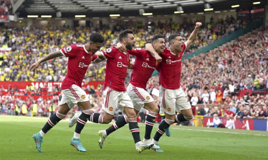 Man Utd 3-2 Norwich, Southampton 1-0 Arsenal: Premier League – as it  happened | Premier League | The Guardian