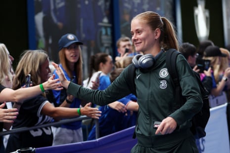 Chelsea’s Sjoeke Nusken pitches up at Stamford Bridge ahead of tonight’s WSL curtain-raiser.