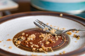 Plate with cake crumbs