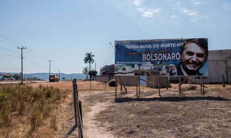 The ‘Grain Train’ is planned to run alongside the BR-163 road, the main outlet for Brazilian agribusiness, seen here at Terra Nova do Norte, Mato Grosso state.