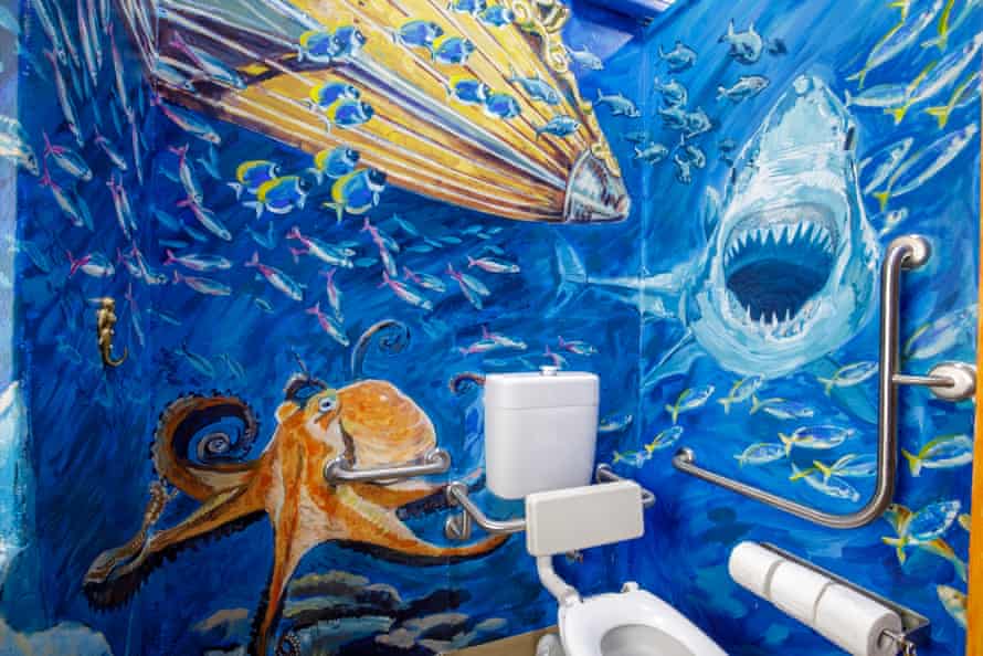 The Queensland town of Maryborough has recently revealed a new public artwork installation. The public toilet block at City Hall has been transformed into a visual masterpiece. The toilet block is attached to City Hall Known and has been christened the Cistern Chapel. The artwork is from Artist Akos Juhasz