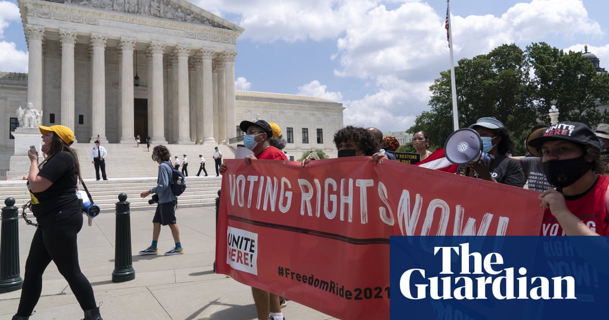 Supreme court lets Alabama use maps decried as biased against Black voters