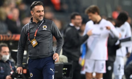 Vítor Pereira left Fenerbahce in December when they were fifth in the league, 14 points behind the leaders.