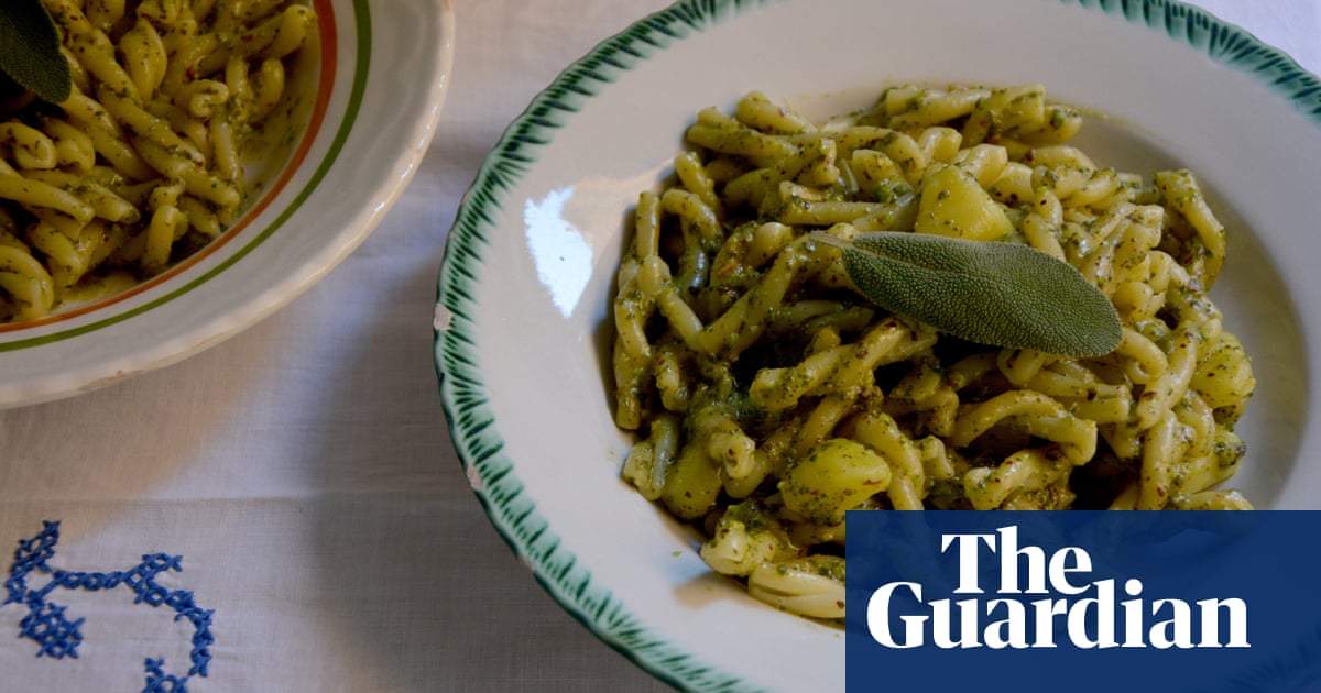 Rachel Roddy’s recipe for pasta with sage and pistachio pesto 