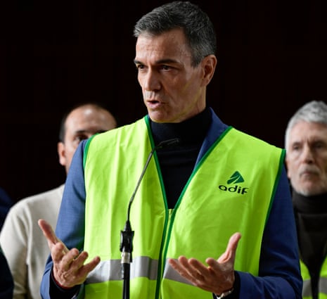 Pedro Sánchez speaks during a press conference after the deadly train crash in Adamuz, southern Spain.