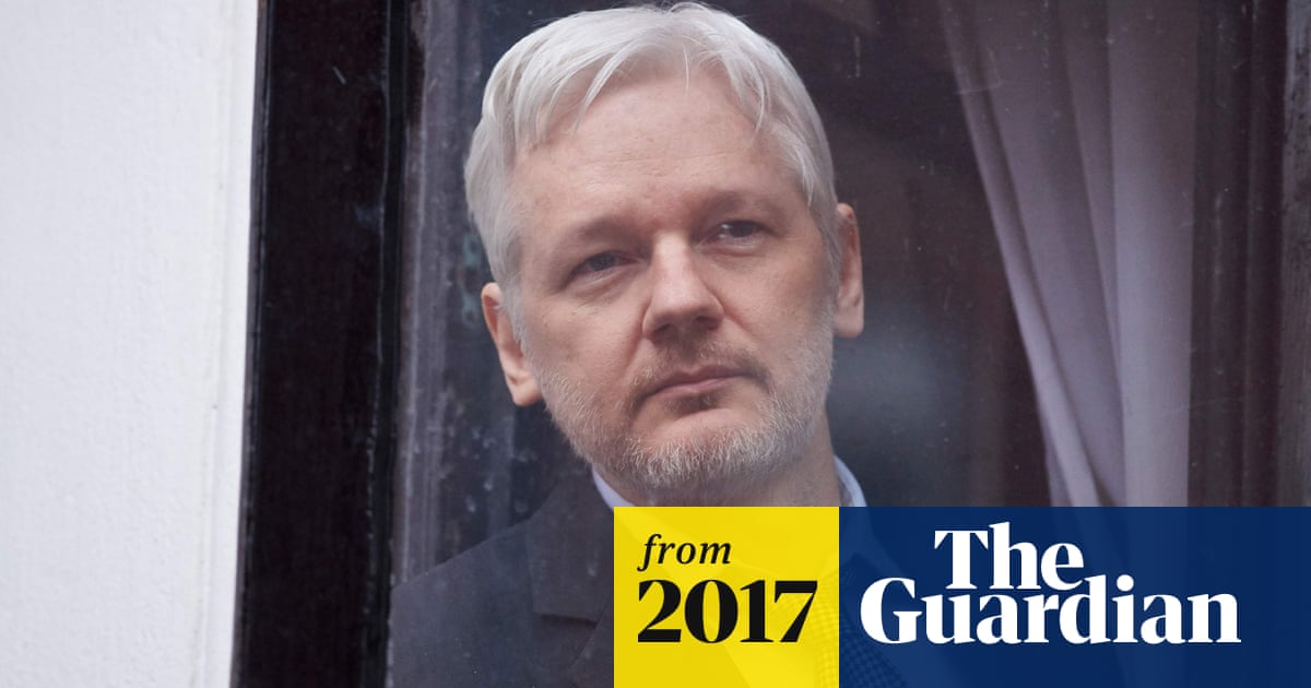 Silicon Valley shrugs off Julian Assange's help – and questions his motives