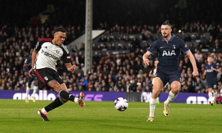 Fulham’s Rodrigo Muniz (left) scores his side’s first goal against Tottenham.