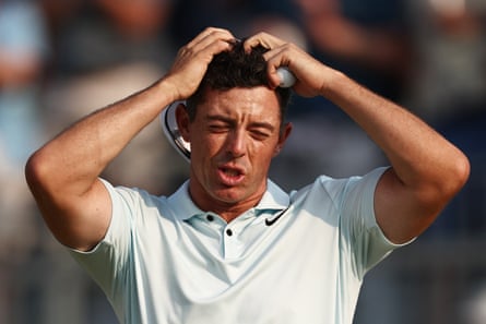 Rory McIlroy shows his anguish after making a bogey at the 18th in the final round of the 2024 US Open