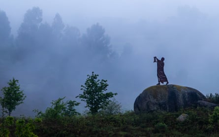 Roman statue road Peneda-Geres