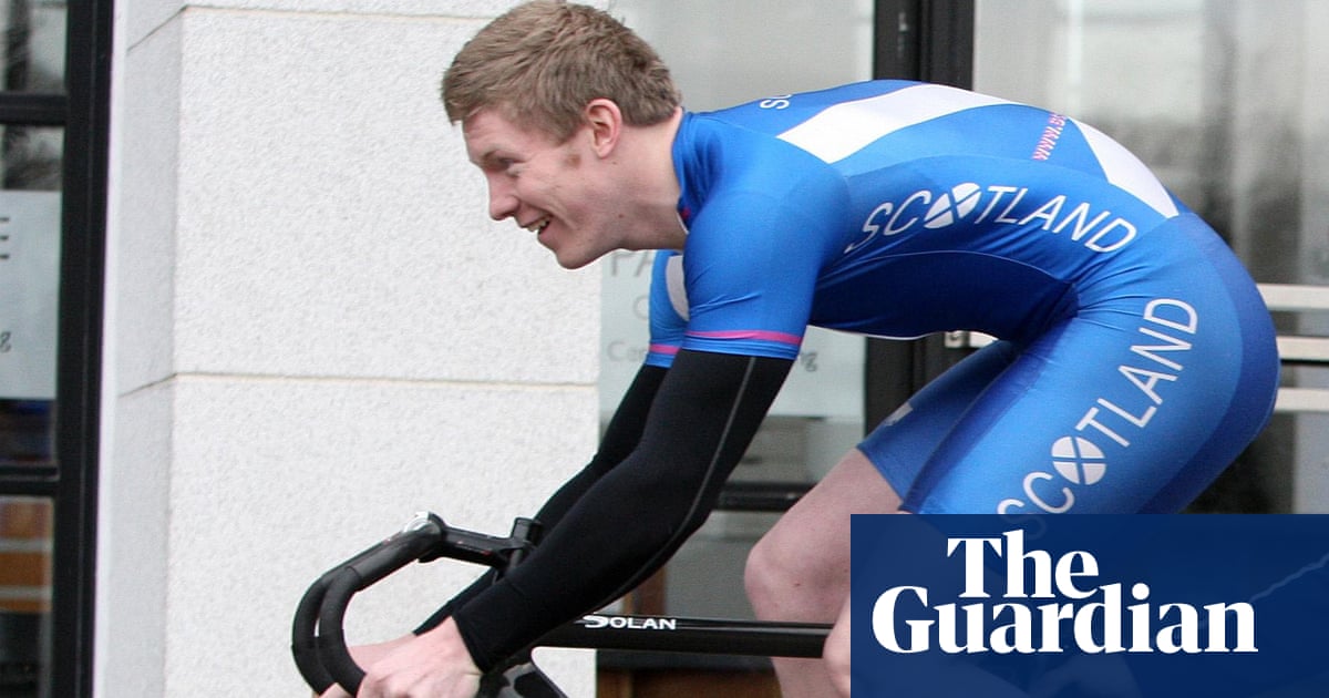 British Cycling sacks coach  for inappropriate relationships with riders