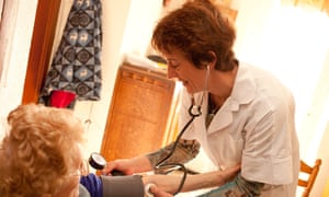 Numbers of community or district nurses nurses are dropping, a shortage worsening end-of-life care, says the RCN.