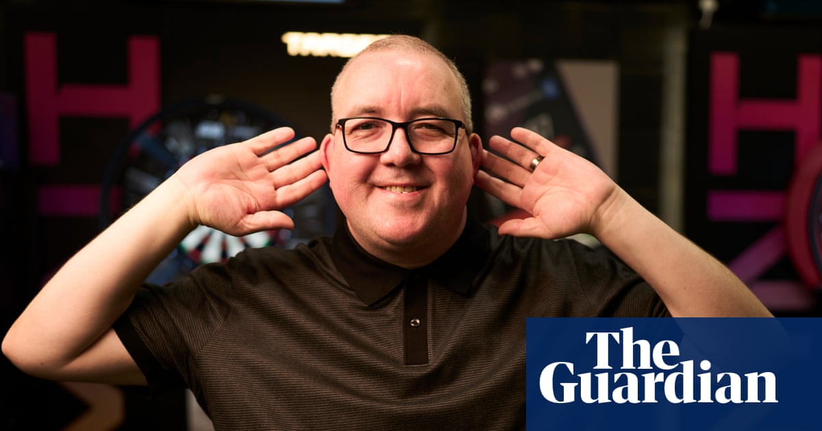 ‘It was very hurtful’: darts cult hero Stephen Bunting on death threats, social media – and the new Luke Littlers