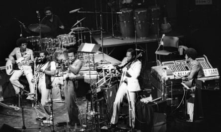 Mwandishi band plays in New Yor, 1976, with Hancock on keyboards.