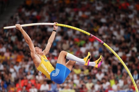 Mondo Duplantis competes at the world championships in Tokyo