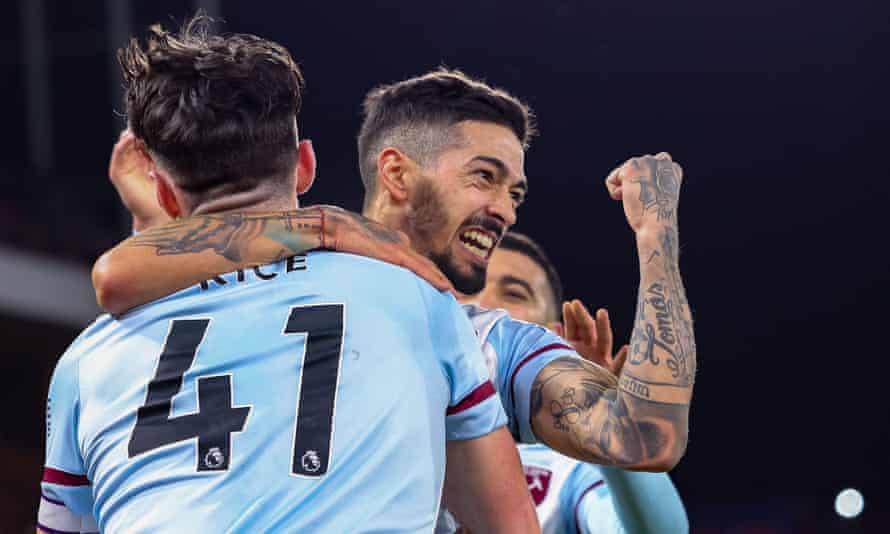 Manuel Lanzini embraces Declan Rice after scoring in West Ham’s win at Crystal Palace last month.