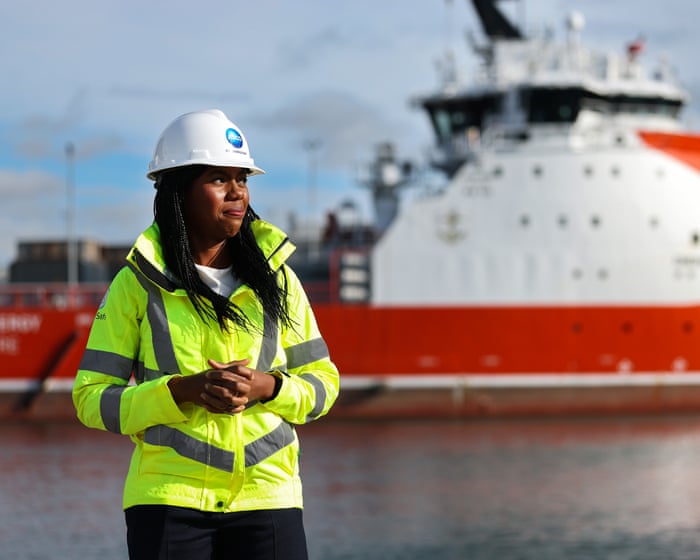 As a Tory, I say things are looking up. Farage is fading, and the looming threat to No 10 is called Kemi | Simon Hart — image supplied by The Guardian Politics's feed