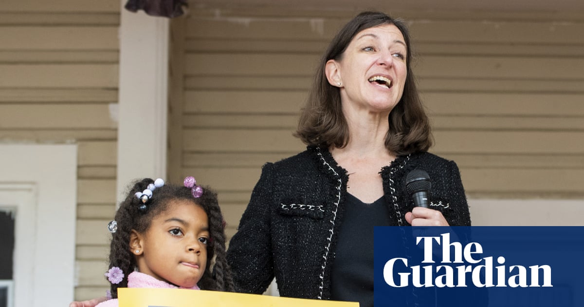 Elaine Luria, January 6 panel member seeking political comeback, says ‘the wind is on our back’ as Democrats try to flip House