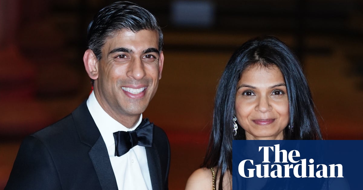 Akshata Murty: Sunak defends wife's tax status as Labour and No 10 deny leak