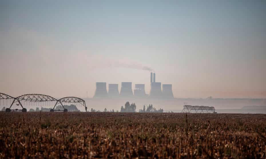 SAFRICA-ENVIRONMENT-HEALTH-POLLUTIONThis picture taken on June 13, 2019 shows a general view of the Kendal Power Station located in eMalahleni , part of the Highveld region turned over to mines and power plants. - South Africa has placed a heavy bet on coal for its development -- a fuel that is plentiful, cheap and locally-sourced. But campaign groups say health and climate costs are high. eMalahleni , which means “the place of coal”, is among the worst places in the world for pollution by nitrogen dioxide and sulphur dioxide, according to Greenpeace. The NGOs contend that the government has failed to reduce deadly pollution levels in the area, just an hour and a half’s drive from Johannesburg. (Photo by Wikus DE WET / AFP)WIKUS DE WET/AFP/Getty Images