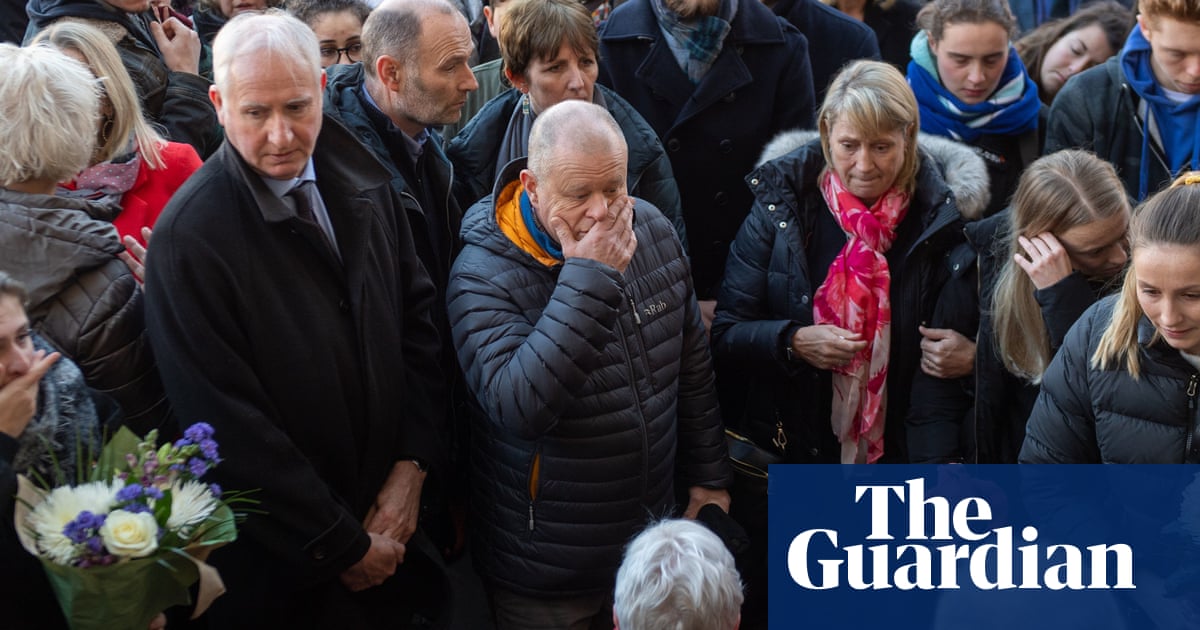 2956.jpg?width=1200&height=630&quality=8