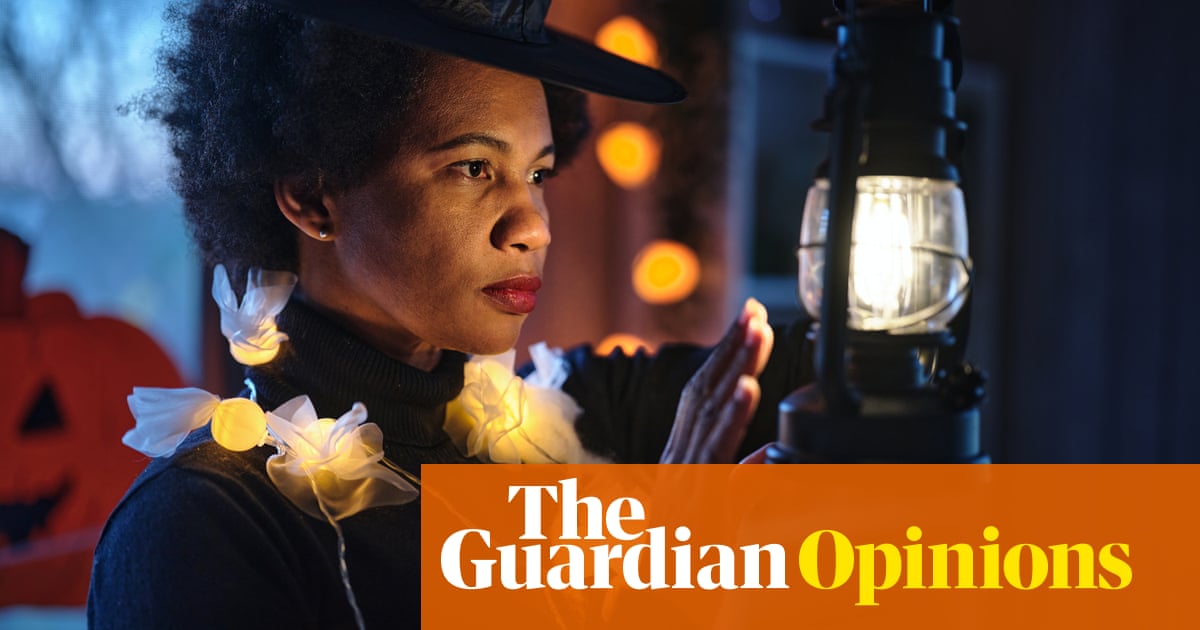 Dressing like a witch is in fashion finally I am ahead of the curve