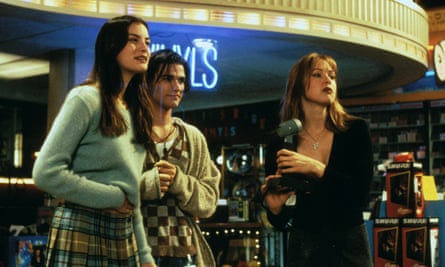Liv Tyler, Johnny Whitworth and Renée Zellweger in Empire Records.