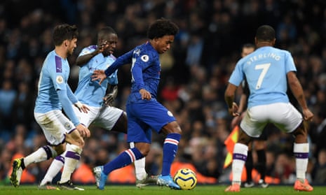 Chelsea’s Willian (centre) vies with Manchester City’s David Silva (left), Benjamin Mendy and Raheem Sterling.