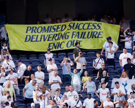 Spurs fans tell Enic to do one.