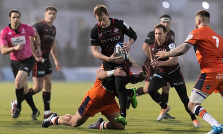 Nick Tompkins carries the ball during the Saracens victory