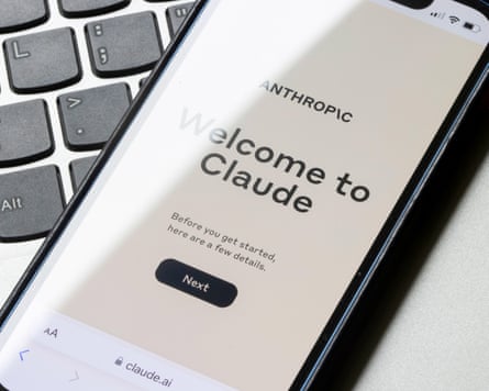 “Welcome to Claude”.