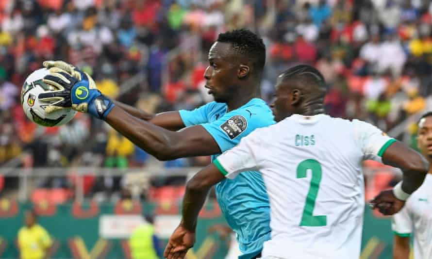 Senegal’s goalkeeper Edouard Mendy grabs the ball.