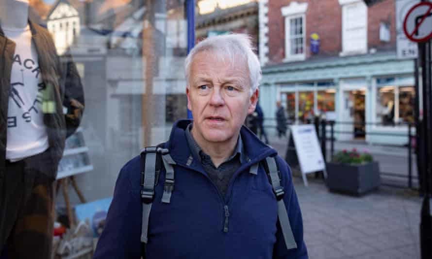 Alan Lomas said changing rules for individual benefit is wrong.