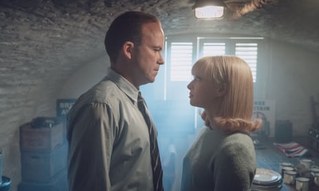 Colin Jordan (Rory Kinnear) and Vivien Epstein (Agnes O’Casey) in Ridley Road