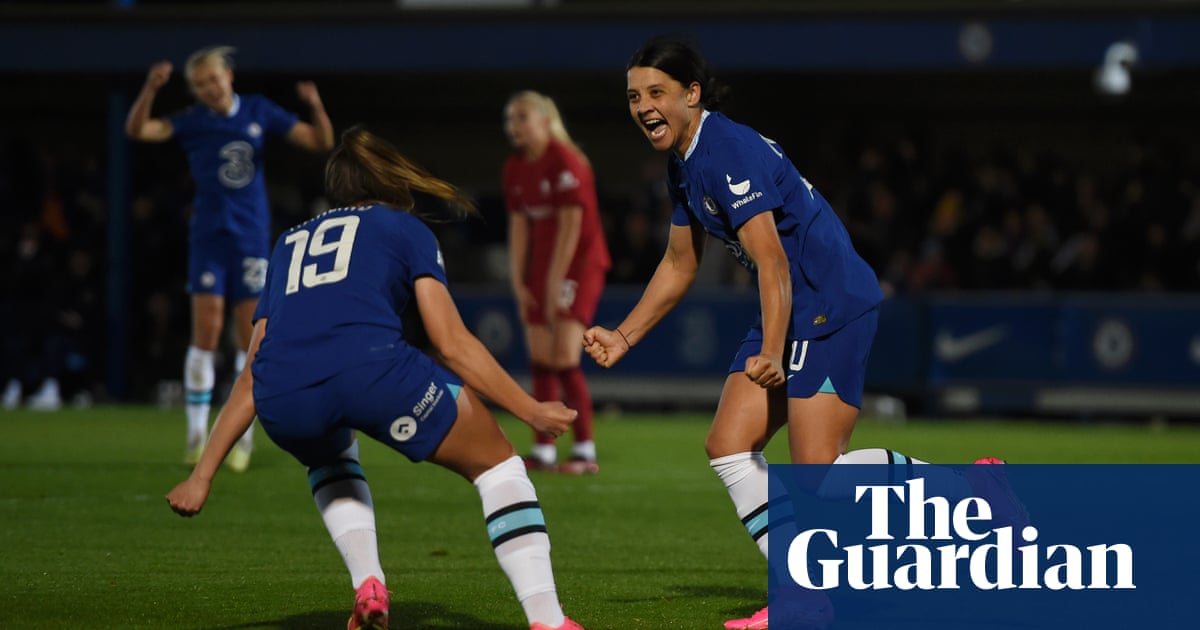 Sam Kerr strikes late to keep Chelsea on WSL title track and deny Liverpool