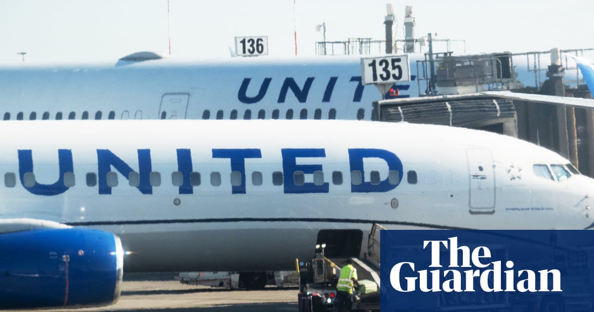 United plane makes emergency landing in Pittsburgh over ‘possible security issue’