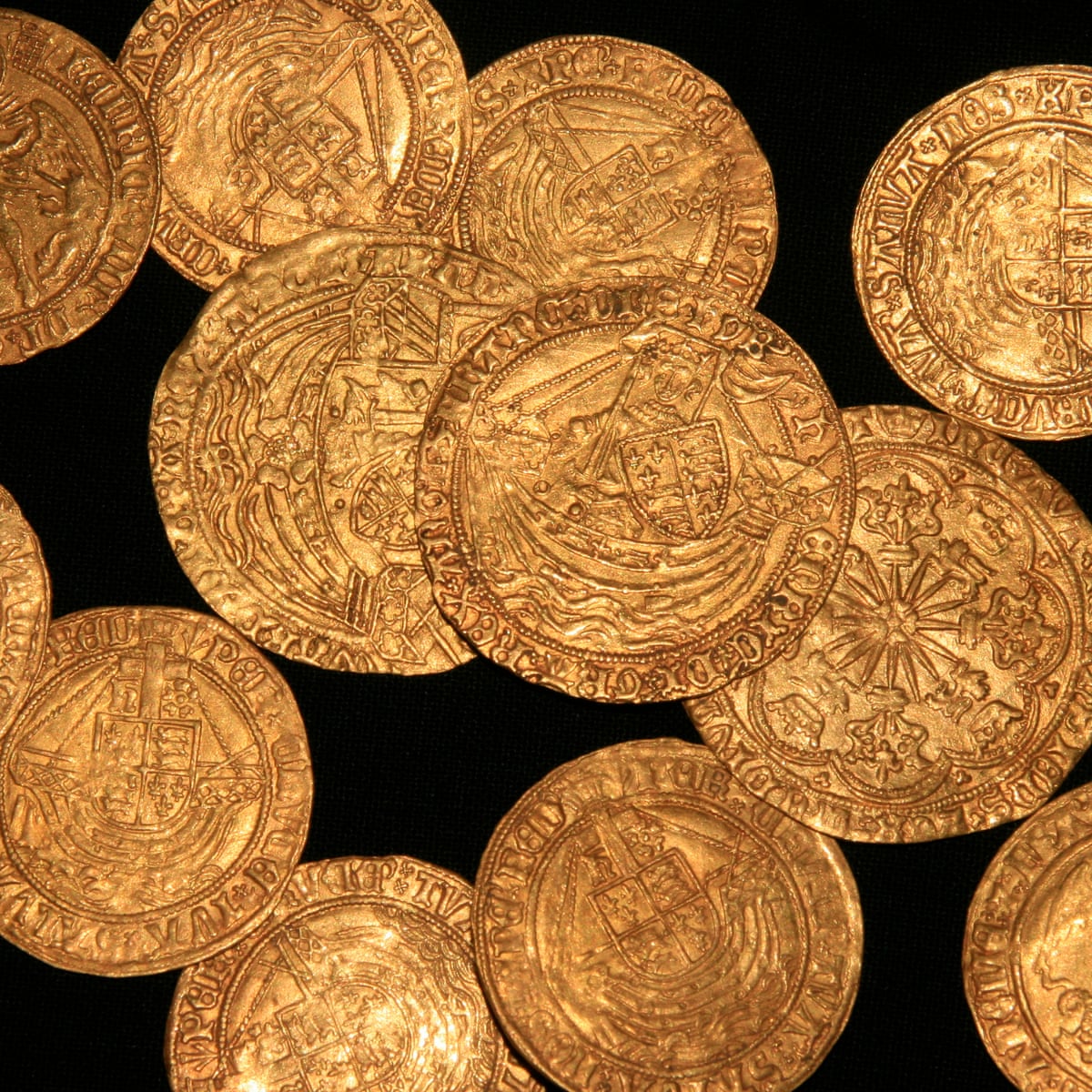Tudor Coins Dedicated To Three Of Henry Viii S Wives Found In Family Garden Archaeology The Guardian Tudor Coins Dedicated To Three Of Henry Viii S Wives Found In Family Garden Archaeology The Guardian