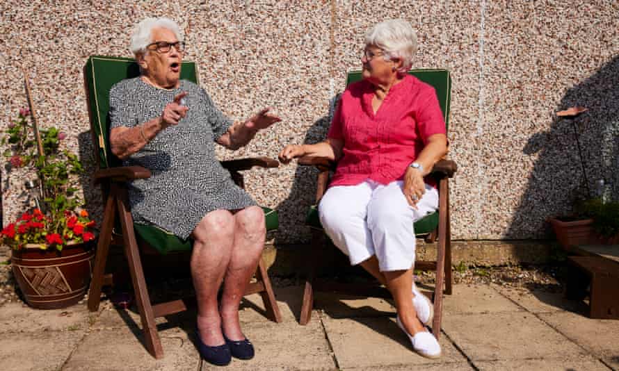 Frances Heaton visiting her daughter, Linda Barley, in Kippax, West Yorkshire.