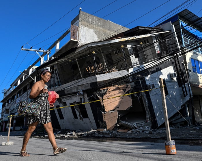 Buildings destroyed after 7.8 magnitude earthquake in Philippines – video