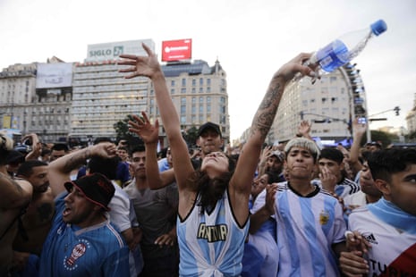 Fans out celebrating in Buenos Aires.