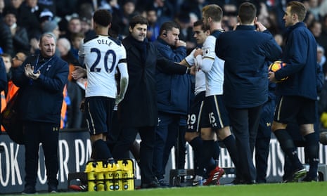 Tottenham Hotspur’s Mauricio Pochettino congratulates his players after the win over West Bromwich Albion