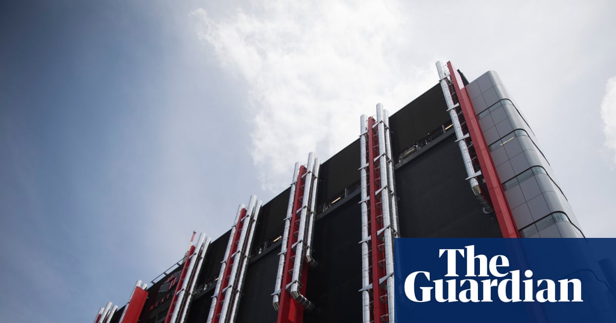 Australia's Datacentre Boom Faces Environmental Scrutiny