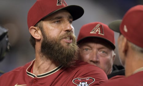 Diamondbacks' Madison Bumgarner tossed from game after 1 inning, needs to  be held back from ump