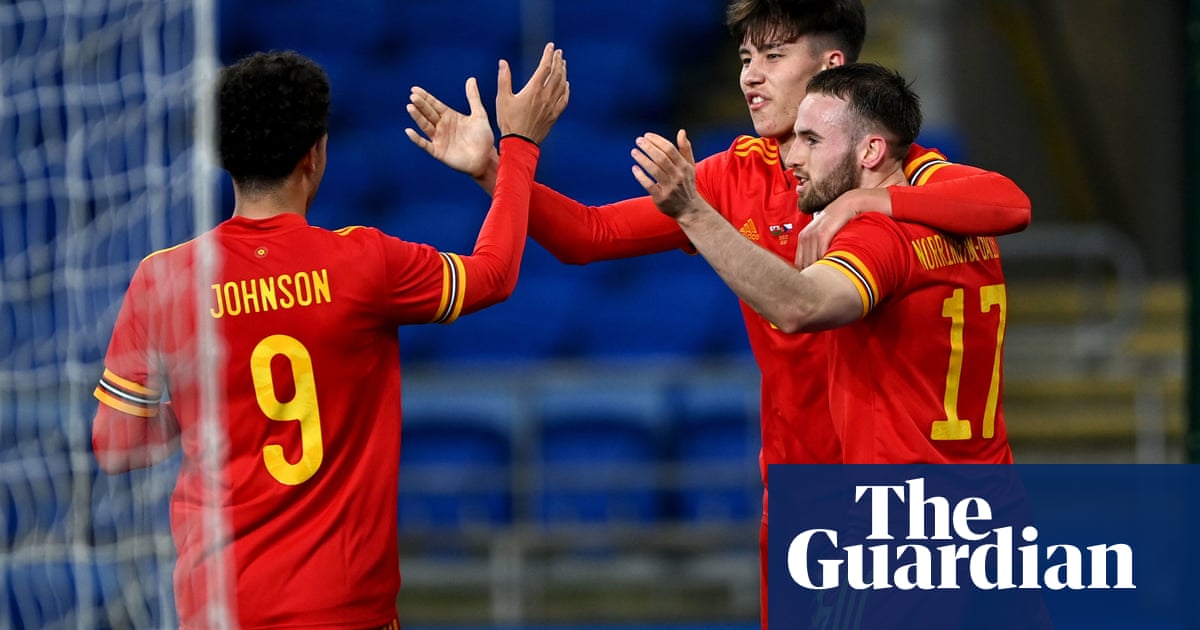 Colwill seals draw for Wales after Soucek strikes for the Czech Republic