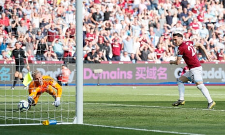 West Ham’s Lucas Perez scores their second goal.