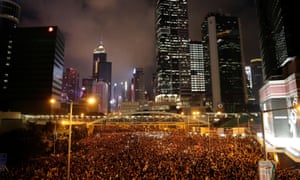 Hong Kongâs central streets were packed with protesters calling for the total withdrawal of a controversial extradition law.