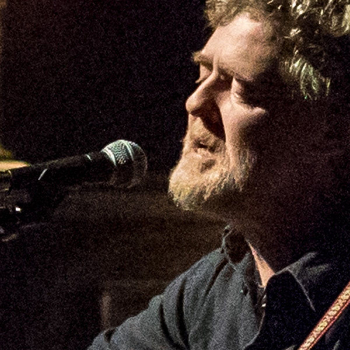Glen Hansard Review Raw Wounds Soulful Swagger And Trump Sr Pop And Rock The Guardian Glen Hansard Review Raw Wounds Soulful Swagger And Trump Sr Pop And Rock The Guardian