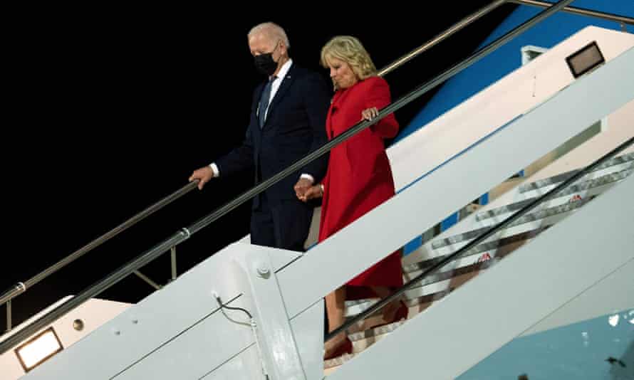 Joe et Jill Biden arrivent à Rome pour les pourparlers du G20 avant la Cop26 à Glasgow.